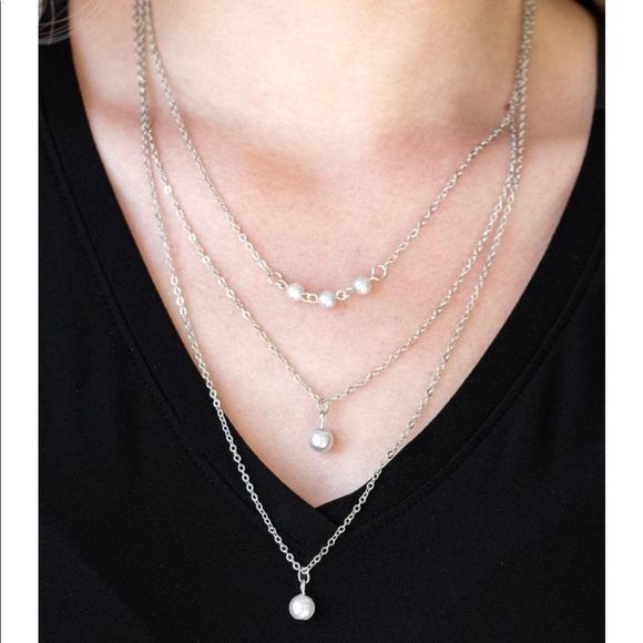 Silver and Pearl Necklace Earrings Set - Picture 2 of 4